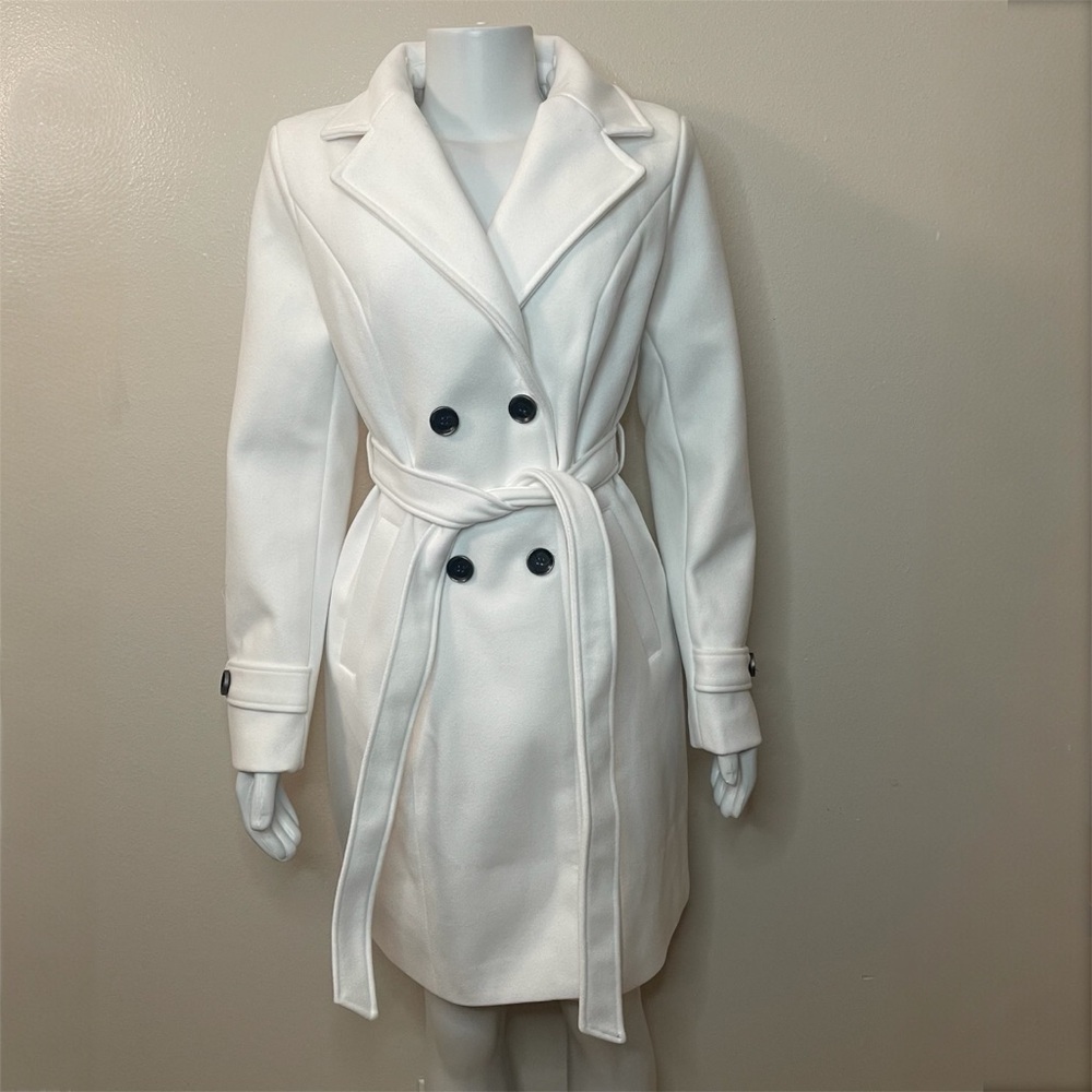 Gray removable faux fur on collar white belted pea coat - Picture 11 of 17